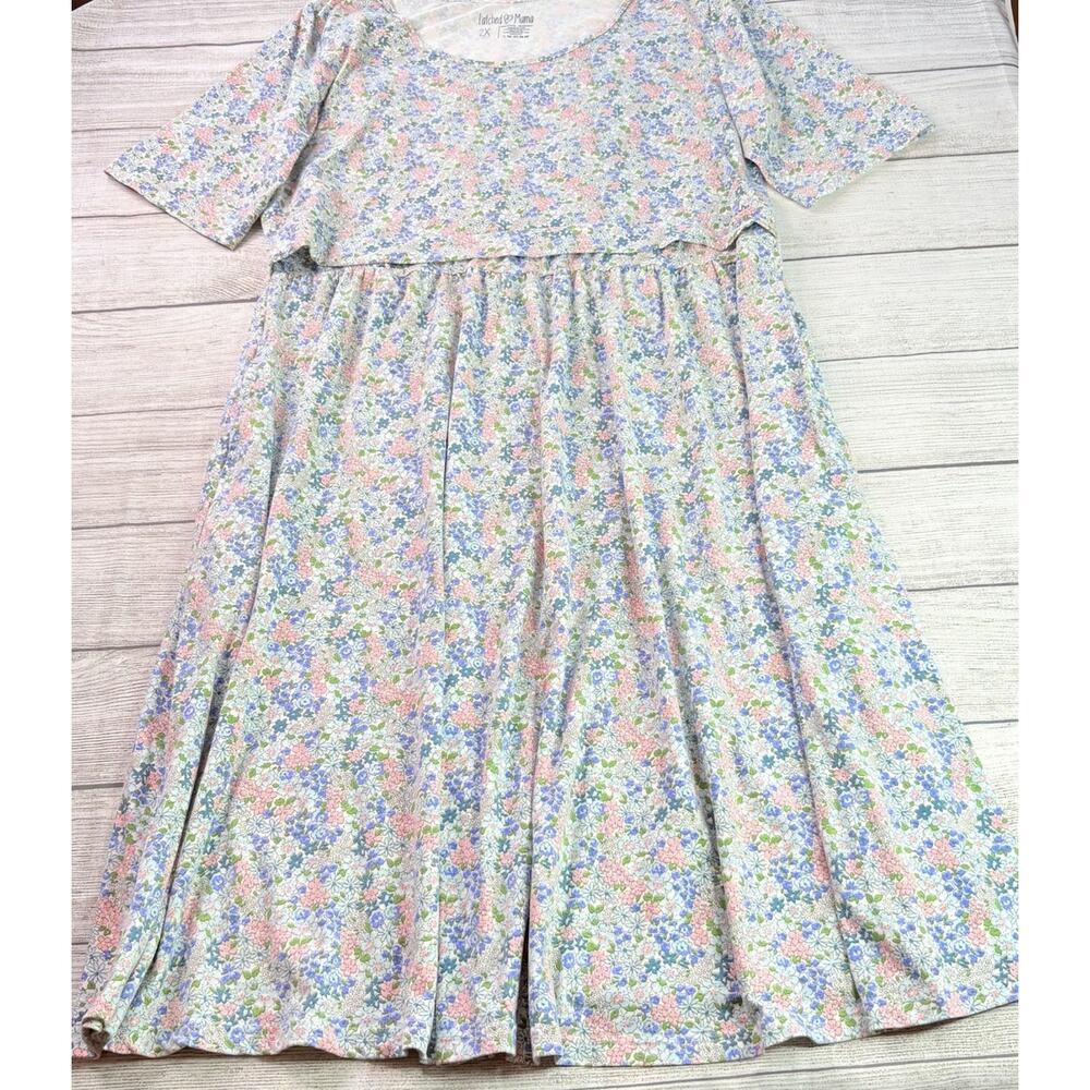 Latched Mama Floral knee length Dress